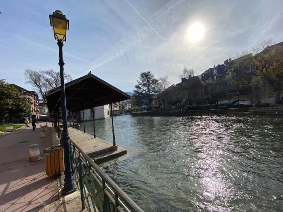 אנסי Quai Des Cordeliers, Balcon Et Vieille Ville מראה חיצוני תמונה
